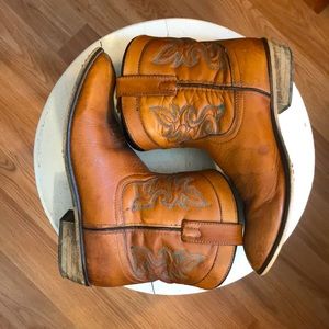 Size 9.5 Dingo cowboy boots
